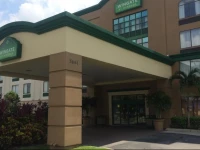 Wingate by Wyndham - Universal Studios and Convention Center 3*