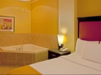 La Quinta Inn & Suites Mobile - Tillmans Corner 2*