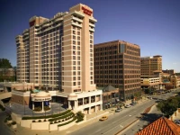 Sheraton Suites Country Club Plaza 1*