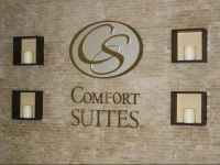 Comfort Suites Saint Charles 3*
