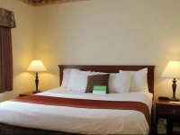 La Quinta Inn & Suites Louisville Airport & Expo 3*