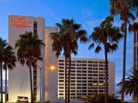 Crowne Plaza Los Angeles International Airport 4*