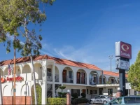 Econo Lodge Glendale 2*