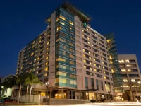 Embassy Suites Los Angeles - Glendale 4*