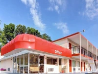 Econo Lodge near Motor Speedway 1*