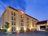 Hampton Inn Bordentown 3*