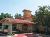 La Quinta Inn Kansas City Lenexa 3*