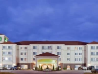 La Quinta Inn & Suites Dodge City 2*