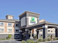 Holiday Inn Express Hotel & Suites Ashland 3*