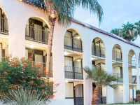 Travelodge Scottsdale 2*