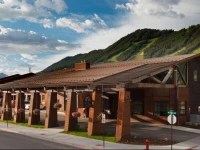 Quality Inn & Suites 49Er 3*