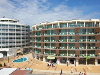 Briz Beach Hotel (Р‘СЂРёР· Р‘РёС‡ РћС‚РµР»СЊ) 3*