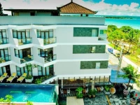 The Kuta Playa Hotel & Villas 4*