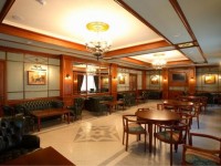 Lancaster Court Hotel 3*