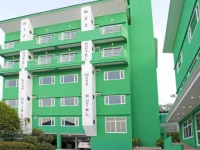 Wiz Hotel 3*