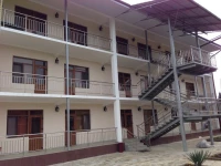 Amina Beach Hotel 2*