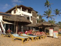 Sunnys Beach Guest House & Restaurant 2*