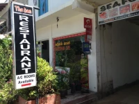 The Den Restaurant & Rooms 3*