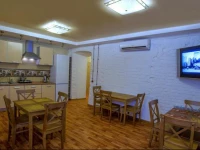 Friends Club Hotel and Hostel 4*