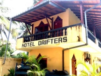 Drifters Hotel & Beach Restaurant 3*