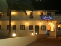 Amoura Beach Resort 2*