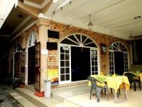 Oasis Beach Hotel 2*