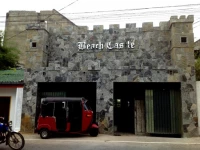 Beach Castle Hotel Unawatuna 2*