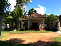 Palm Beach Hotel Kalutara 2*