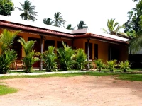 Sahan Guest House 2*