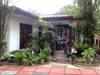 Golden Lodge Guest House & Restaurant 2*