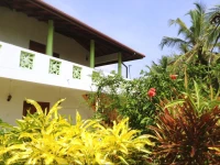 Beach Lagoon Guest House 2*