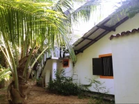 Shehani Beach Bungalow 2*