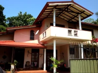 Hill House Mirissa 2*