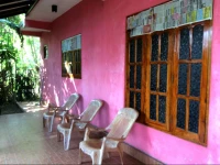 Hot Tuna Surfers Rest 1*