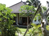 Villa Adi 4*
