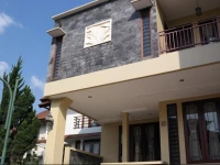 De Reiz Villa Pakar Syariah