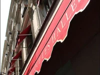 Pavillon Republique Les Halles 3*