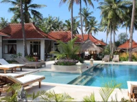 Kebun Kupu Kupu Gili Meno Eco Resort