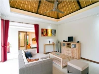 Villa Warna Warni 4*