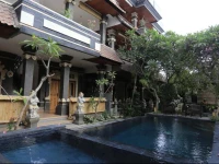 Suarsena House Bungalows