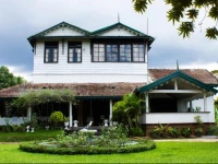 Wattarantenna Estate Bungalow