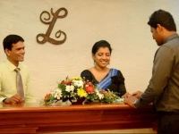 Lazaani Hotel & Restaurant