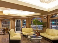 Super 8 Los Angeles Downtown 2*