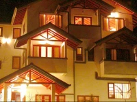 Grand Kandy Villa 3*