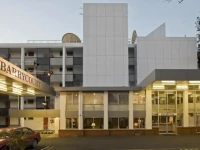 Quality Hotel Barrycourt 4*