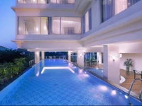 Quest Hotel Surabaya 3*