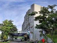 Oak Tree Emerald Semarang Hotel