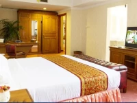 Abadi Hotel Convention Center 3*