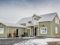 Steinar Guesthouse 3*