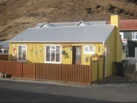 Cozy Little House in Vikurbraut